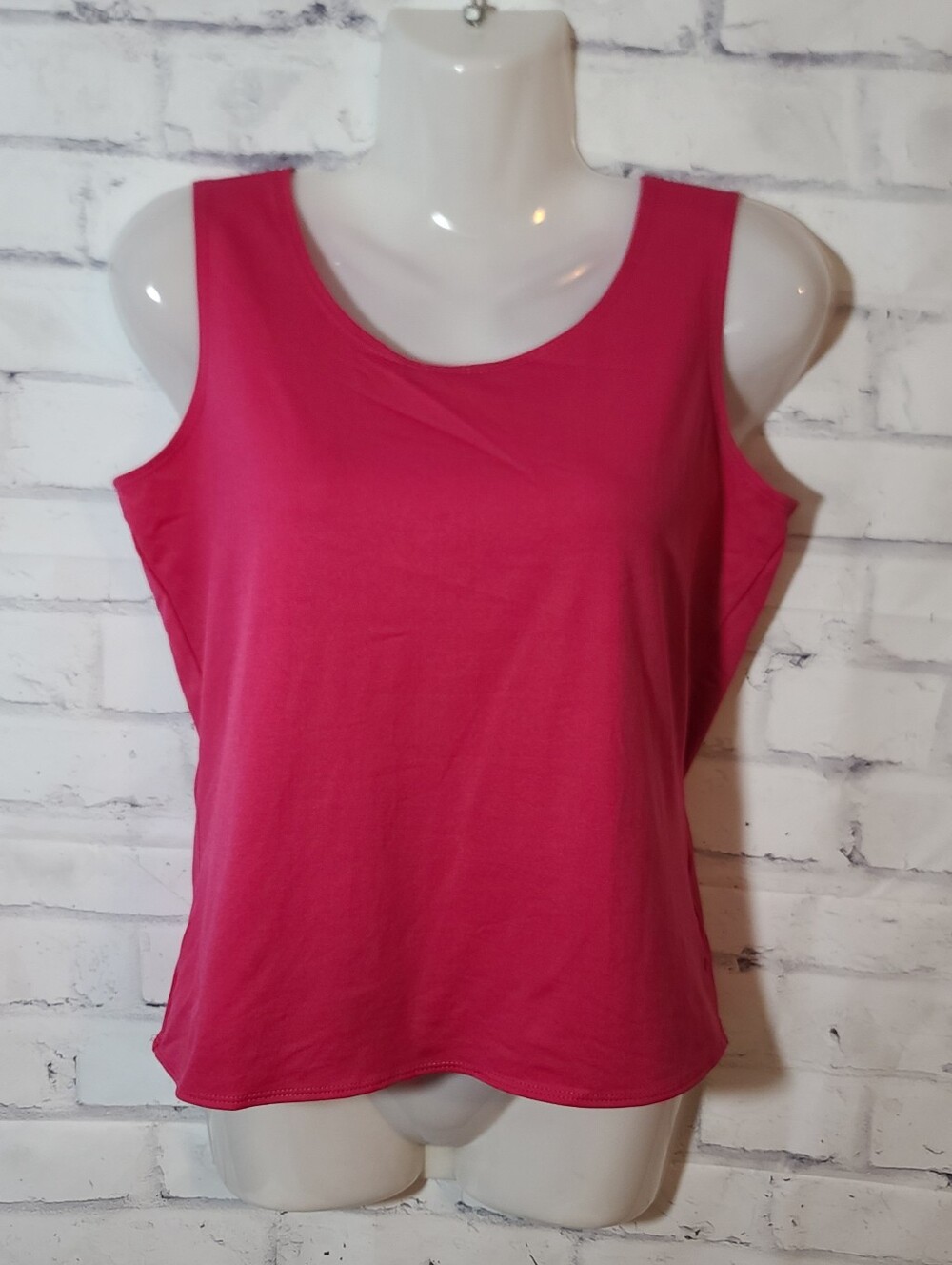 Women's Pink Solid Scoop Neck Wide Strap Sleeveless Pullover Tank Top S